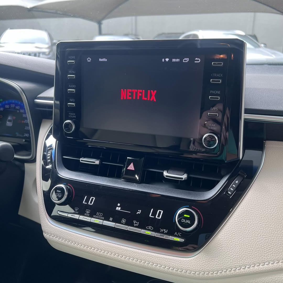 Youtube e Netflix AI-Box per Toyota