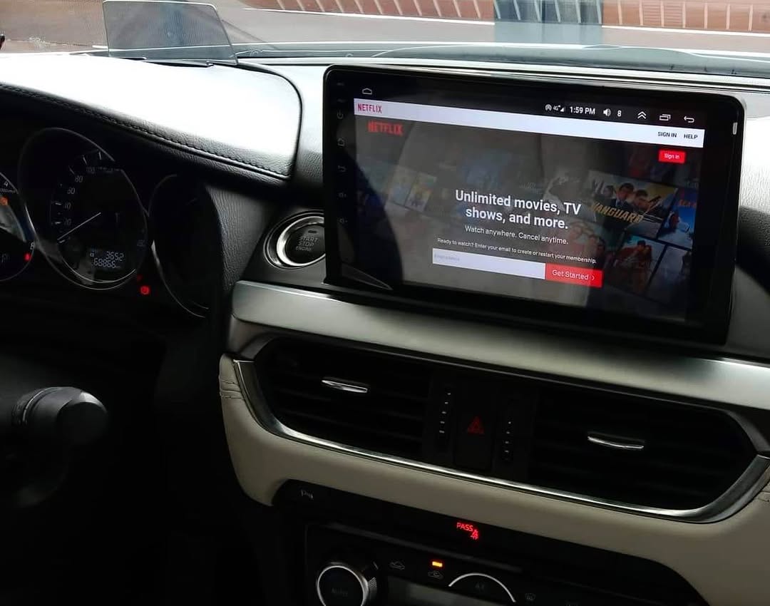 Youtube e Netflix AI-Box per Mazda